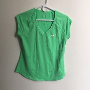 Nike Pure Women’s Top Dri-Fit